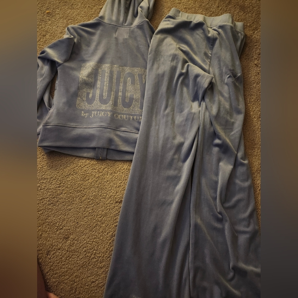 Juicy By Juicy Couture Light Purple With Silver Logo Velour Set